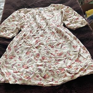 Old Navy Floral Kids Dress in Cream and Pink